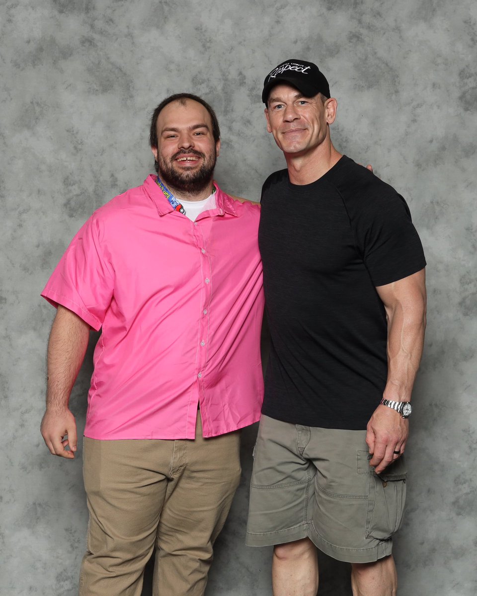 The wrestling nerd in me wouldn’t not let me <a href="/JohnCena/">John Cena</a> at Fan Expo. He said he wants to arm wrestle next time I see him 👀