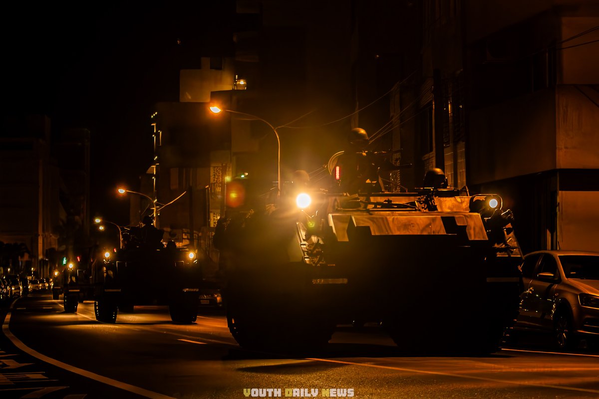 YDN_NEWS's tweet image. 🇹🇼The #HanKuang41 exercise began yesterday. The #ROCArmedForces are fully prepared to respond and commit to handling sudden situations during the exercise❗️
🇹🇼國軍「漢光41號演習」實兵演練昨日正式展開，各作戰區戰備部隊依令前往戰術位置，並針對突發狀況處置，驗證臨戰應變能力❗️