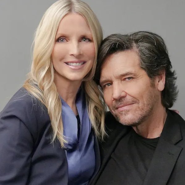 I guess I’m just a loser 😂 because I love that Cricket and Danny are engaged, Christine proved it’s never too late to live the life you won’t to live ladies!!!
They were always supposed to be the ones together! #YR
