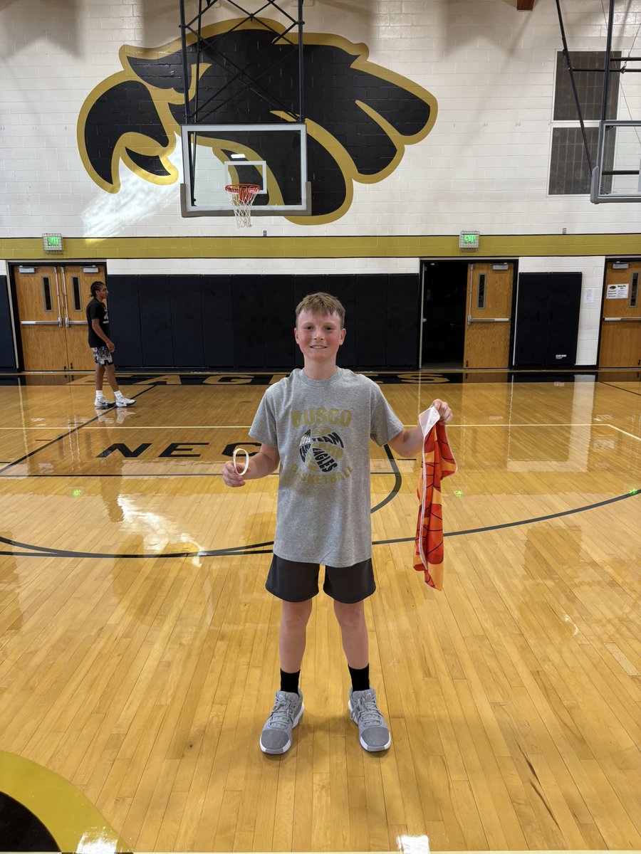 CoachBlakeO's tweet image. Shoutout Owen Konger who won our 1v1 competition today! In dramatic fashion! 

@BuscoMBB 
@buscosports