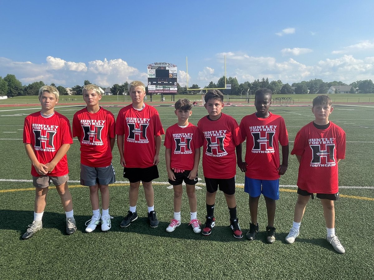 HuntleyFB's tweet image. 6th, 7th, and 8th grade camp wrapped up today, the future on Huntley football is bright!! Our day 1, 2, and 3 MVPs all stood out with their talent, leadership, and willingness to be coached. #footballcommunity @HuntleyYouthRR
