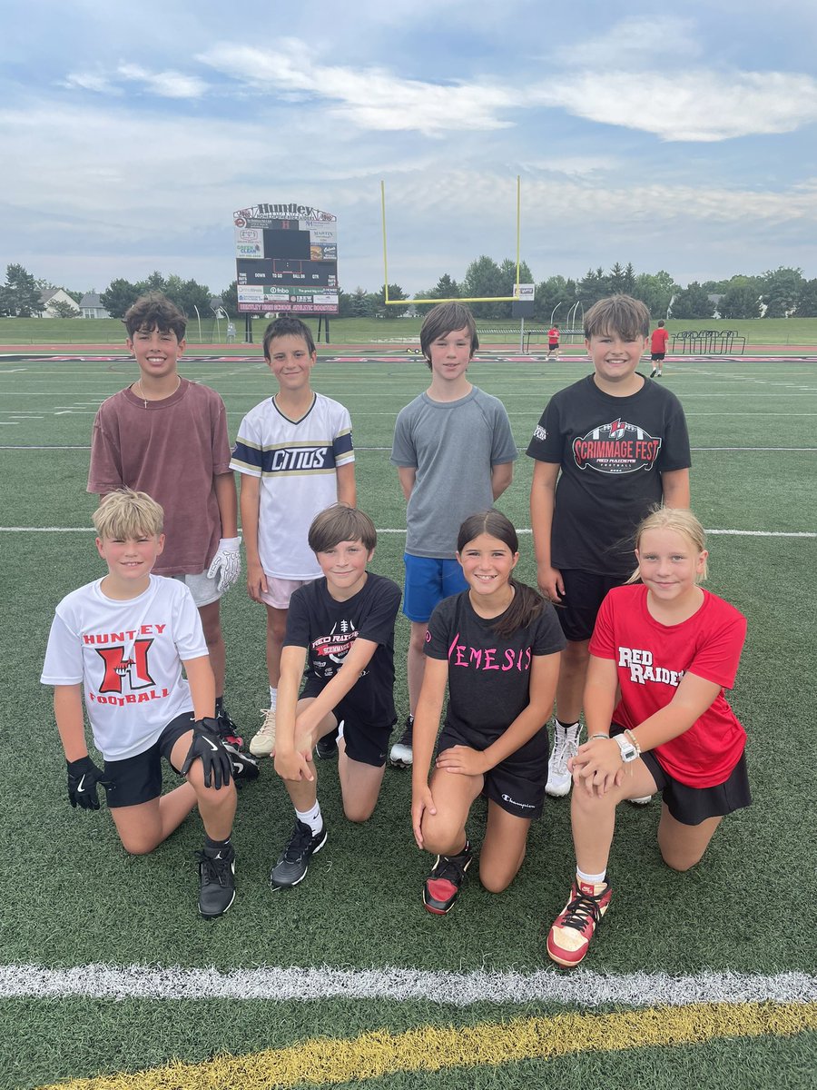 HuntleyFB's tweet image. 6th, 7th, and 8th grade camp wrapped up today, the future on Huntley football is bright!! Our day 1, 2, and 3 MVPs all stood out with their talent, leadership, and willingness to be coached. #footballcommunity @HuntleyYouthRR
