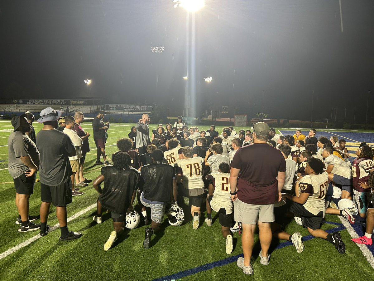 Coach Steve Keaton (@keaton_coach) on Twitter photo Capping off Day 3 of <a href="/SVSpartans_FB/">Sun Valley Football</a> team camp. Fact: Tonight was awesome! Please take this team lightly. You’ll get a taste if you do. #DVB Capping off Day 3 of <a href="/SVSpartans_FB/">Sun Valley Football</a> team camp. Fact: Tonight was awesome! Please take this team lightly. You’ll get a taste if you do. #DVB