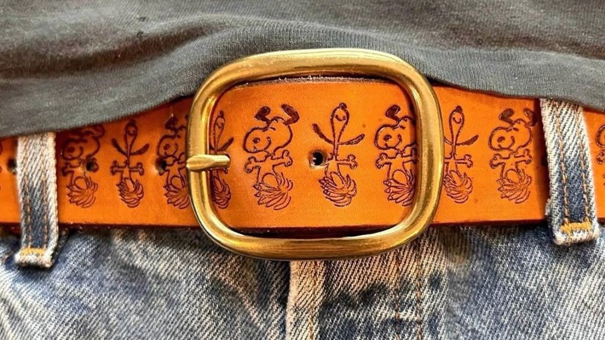 snoomfies's tweet photo. snoopy belts https://t.co/HonwkzPPLO