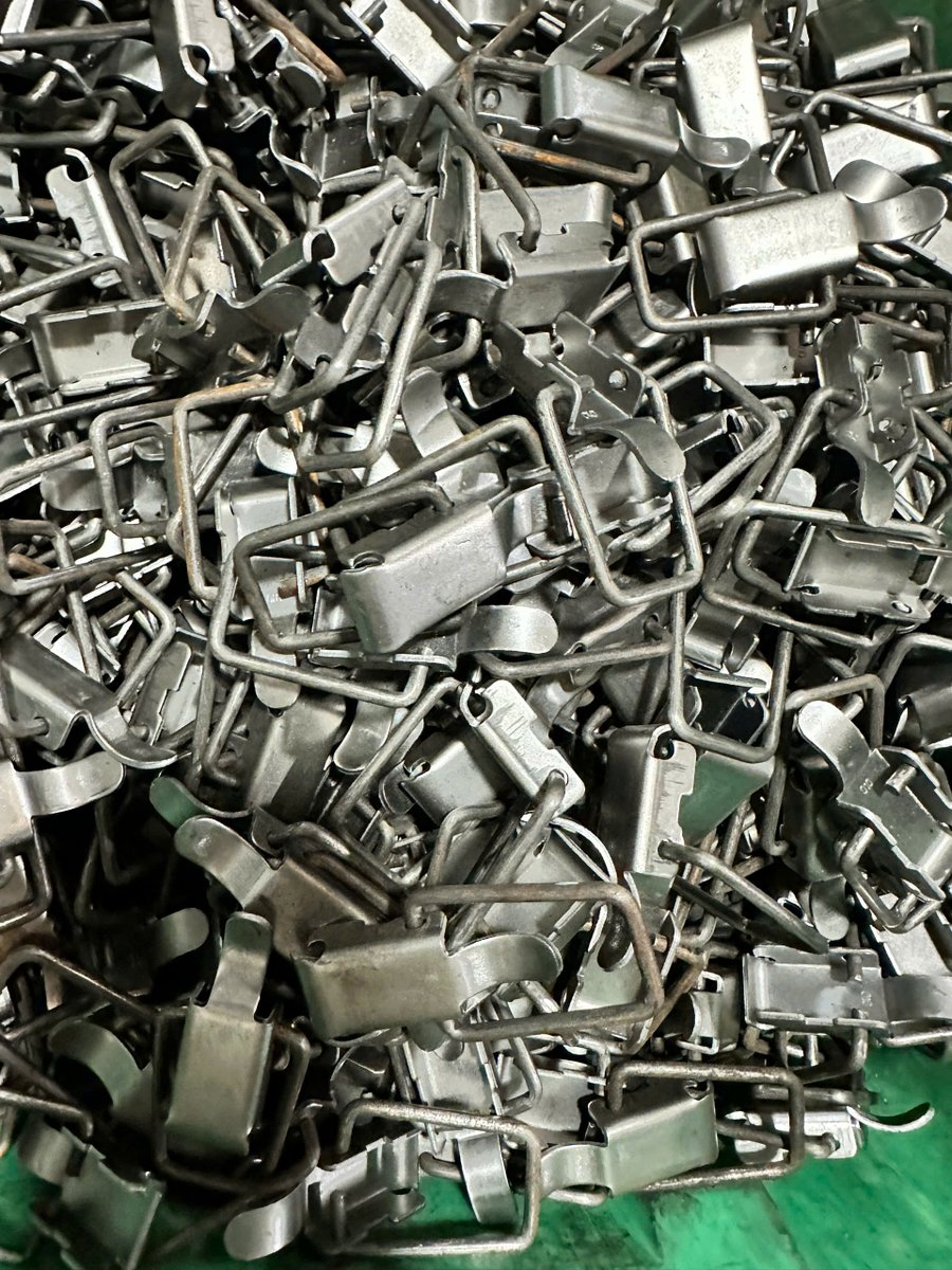 VinasecoLtd's tweet photo. At Vinaseco, we proudly produce 100+ latch types – specializing in box and toggle latches.
Quality from precision machining, selected materials &amp; skilled team.
👉 Factory-direct manufacturing tailored to your needs.
#Vinaseco #ToggleLatch #BoxLatch #LockHardware #MechanicalParts https://t.co/dVtvMVrLb8