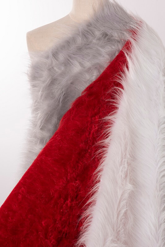 🧡🐺フェイクファー🦊🧡
全10色
➡️charanuno.com/j/tlwtp 

生地表面に約3～5cm毛足のあるふさふさしたフェイクファー生地です😍💕

ファーコートなどのゴージャスなアイテムにピッタリ‼️

フード、帽子、マフラー、ショールなどの小物アイテムにもオススメですよ🧣💖