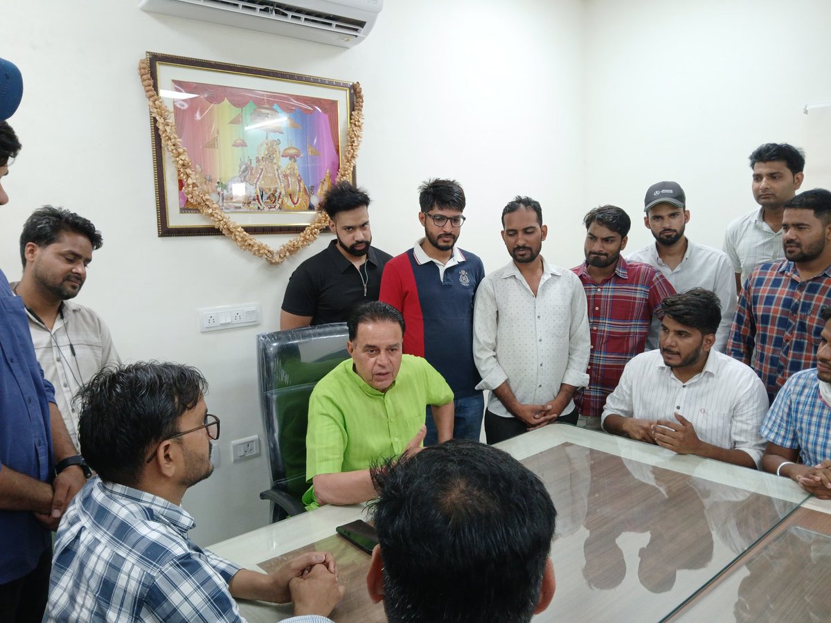 Guru meena (@gurumeena_) on Twitter photo IA भर्ती 2023 को न्यायिक बाधा से मुक्त करवाने के लिए बहुत आभार🙏🏻
विभाग ने आश्वस्त किया है कि
अगर बोर्ड इस हफ्ते रिजल्ट जारी कर डाटा उनके पास भेज देता है तो विभाग रोजगार मेले में नियुक्ति पत्र वितरित करवा देंगे।
#IA_Final_Result
<a href="/alokrajRSSB/">Alok Raj</a> <a href="/BadhalDr/">डॉ भाग चन्द बधाल DR BHAG CHAND BADHAL, RAS</a> <a href="/HANUMANKISAN/">HANUMAN KISAN</a> <a href="/Ra_THORe/">Col Rajyavardhan Rathore</a> IA भर्ती 2023 को न्यायिक बाधा से मुक्त करवाने के लिए बहुत आभार🙏🏻
विभाग ने आश्वस्त किया है कि
अगर बोर्ड इस हफ्ते रिजल्ट जारी कर डाटा उनके पास भेज देता है तो विभाग रोजगार मेले में नियुक्ति पत्र वितरित करवा देंगे।
#IA_Final_Result
<a href="/alokrajRSSB/">Alok Raj</a> <a href="/BadhalDr/">डॉ भाग चन्द बधाल DR BHAG CHAND BADHAL, RAS</a> <a href="/HANUMANKISAN/">HANUMAN KISAN</a> <a href="/Ra_THORe/">Col Rajyavardhan Rathore</a>