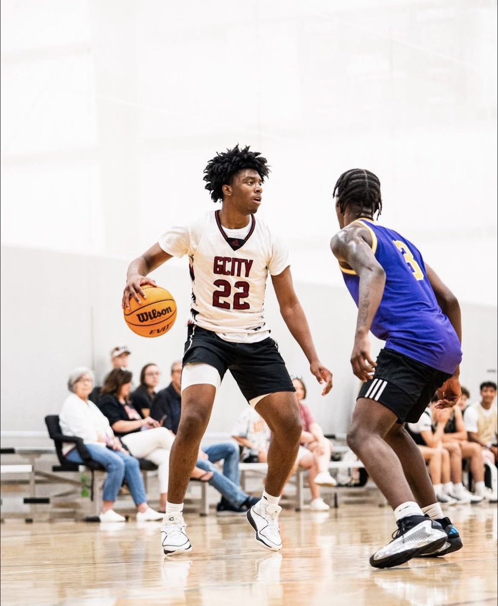 Jakobi Sharp 2026 combo guard from Gadsden City High School has recently drawn interest from several programs and picked up multiple offers in recent weeks!! He’s definitely a prospect to watch at Peach Jam this weekend and has been in contact with the following schools:

Troy
