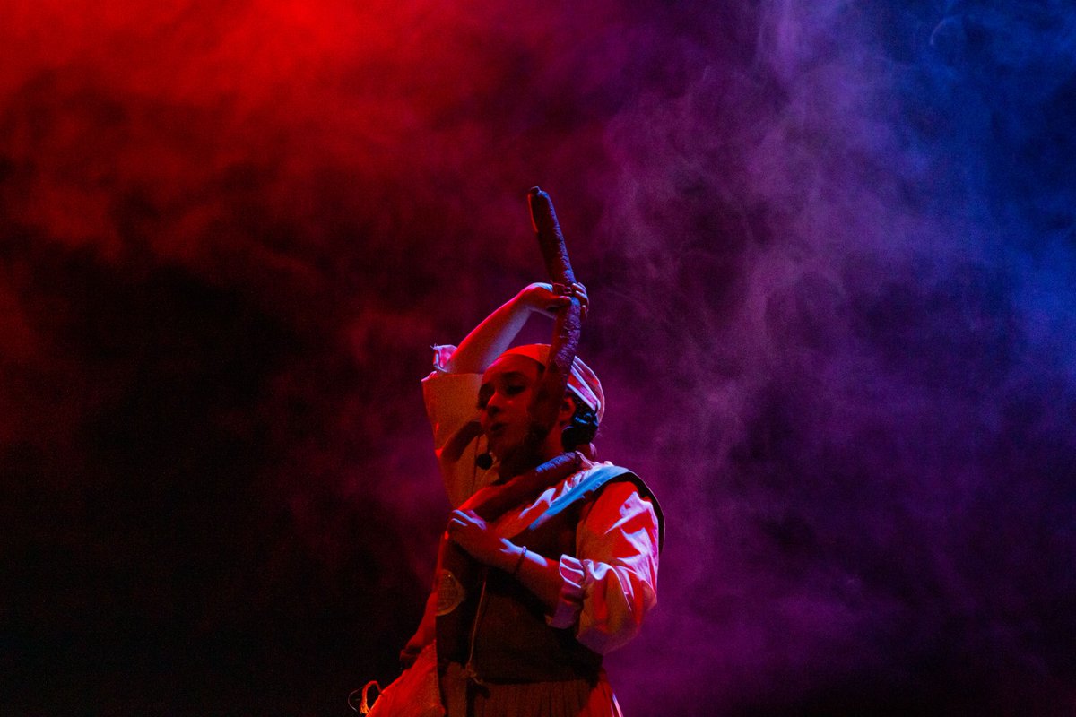 🎭El Festival de Monólogos en León finalizó con ❤️‍🩹'Historias amorosas no tan ejemplares o lo que pasa en el Sarao se queda en el Sarao', última  obra que llegó al <a href="/TeatroGrever/">Teatro María Grever</a> a través de la edición 20 de <a href="/teatroa1solavoz/">Teatro a Una Sola Voz</a>.👏🏻

✨¡Gracias por acompañarnos y hasta la próxima!🙌