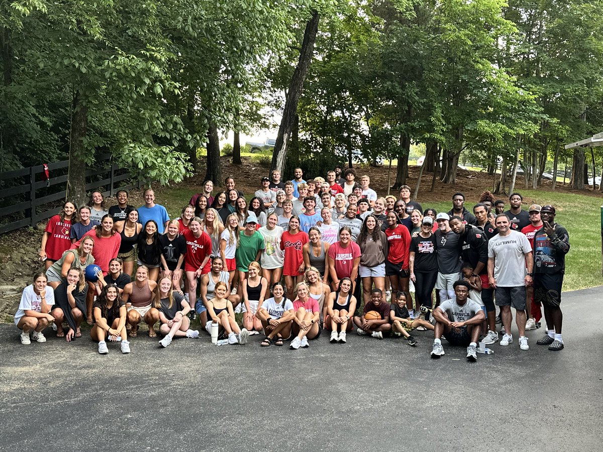Chris Morgan (@uoflfca) on Twitter photo I love our FCA FAMILY!
Thank you Dan and Julie McDonnell for hosting. Im Amazed by what God is doing on our campus, thank you Lord.
<a href="/GoCards/">Louisville Athletics</a> I love our FCA FAMILY!
Thank you Dan and Julie McDonnell for hosting. Im Amazed by what God is doing on our campus, thank you Lord.
<a href="/GoCards/">Louisville Athletics</a>