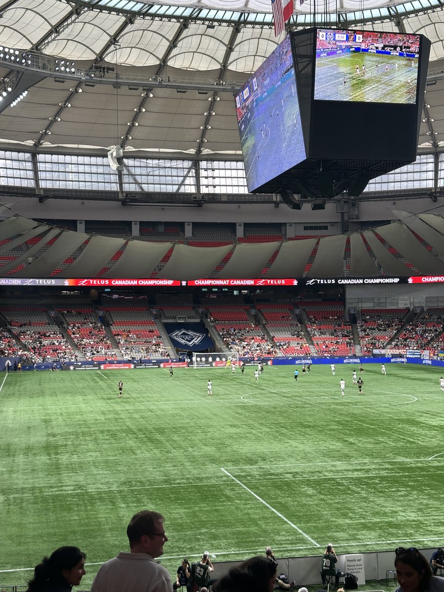 ReglasdeFercho's tweet image. Ya que no hay la oportunidad de poder ir a alentar en Perú a @ClubALoficial, toca ver a @WhitecapsFC y la bendita #CanadianChampionship 🚬
