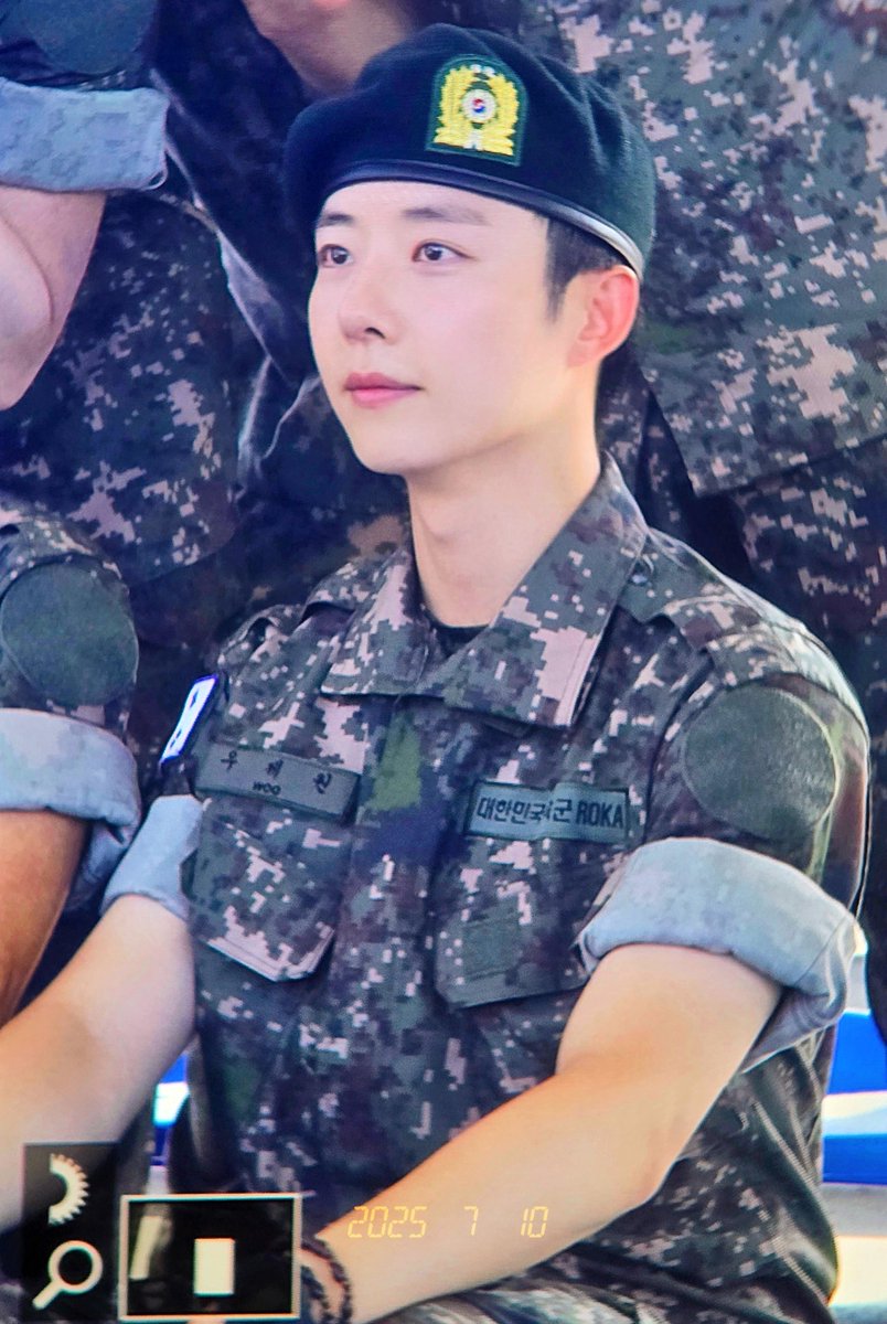 우연 tweet media