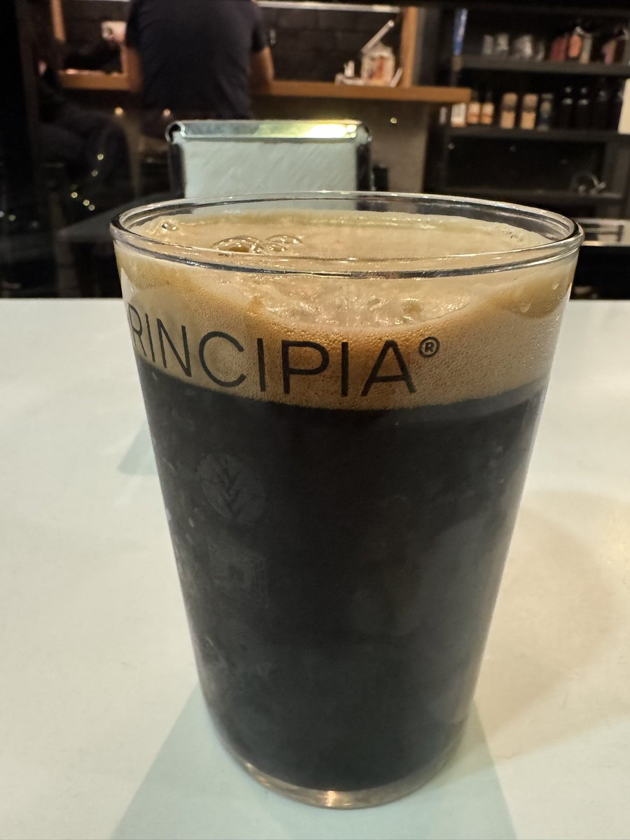 Para todo mal no hay como una artesanal, y para todo bien, también. Moras de olla de Santa Sabina, 7.3 Alc. Vol. Muy bien equilibrada, notas a moras, café y chocolate. #cervezaartesanal