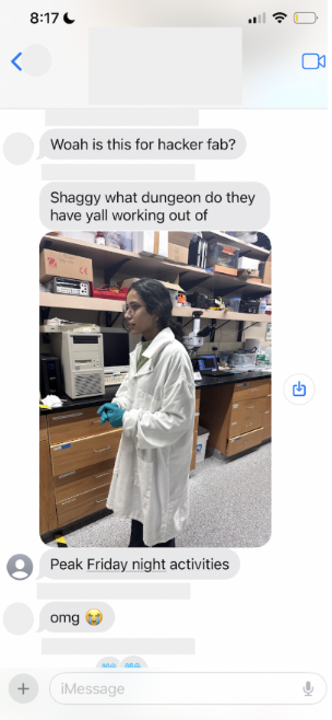 shagun_mm's tweet photo. 🧵1/ When people think of @CarnegieMellon, they usually think of AI and robotics.

But little do they know it is also home to the world's first entirely student built semiconductor fab, the CMU @TheHackerFab

The goal is to not just make chips as a cute student project…but to democratize the a multi-billion dollar industry that powers every device you own