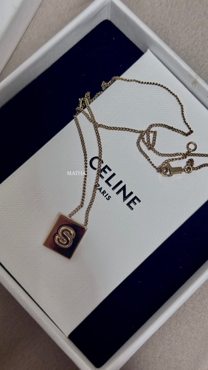 ttyeon9's tweet photo. Celine alphabet necklace ไม่ค่อยได้ใส่ แท้100%
ส่งต่อ 9,500🍅 (ราคาช็อป16,000)
อุปกรณ์ครบ ถุง กล่อง ซองหนัง
นัดรับ ม. รังสิต ฟิวเจอร์ BTS
#celinethailand #ส่งต่อแบรนด์เนม #ส่งต่อceline #แบรนด์เนมมือสอง #เปิดท้ายขายเซลีน #แบรนด์เนมราคาถูก #เซลีน #celineth #แบรนด์เนม https://t.co/aTHlAnKPgB