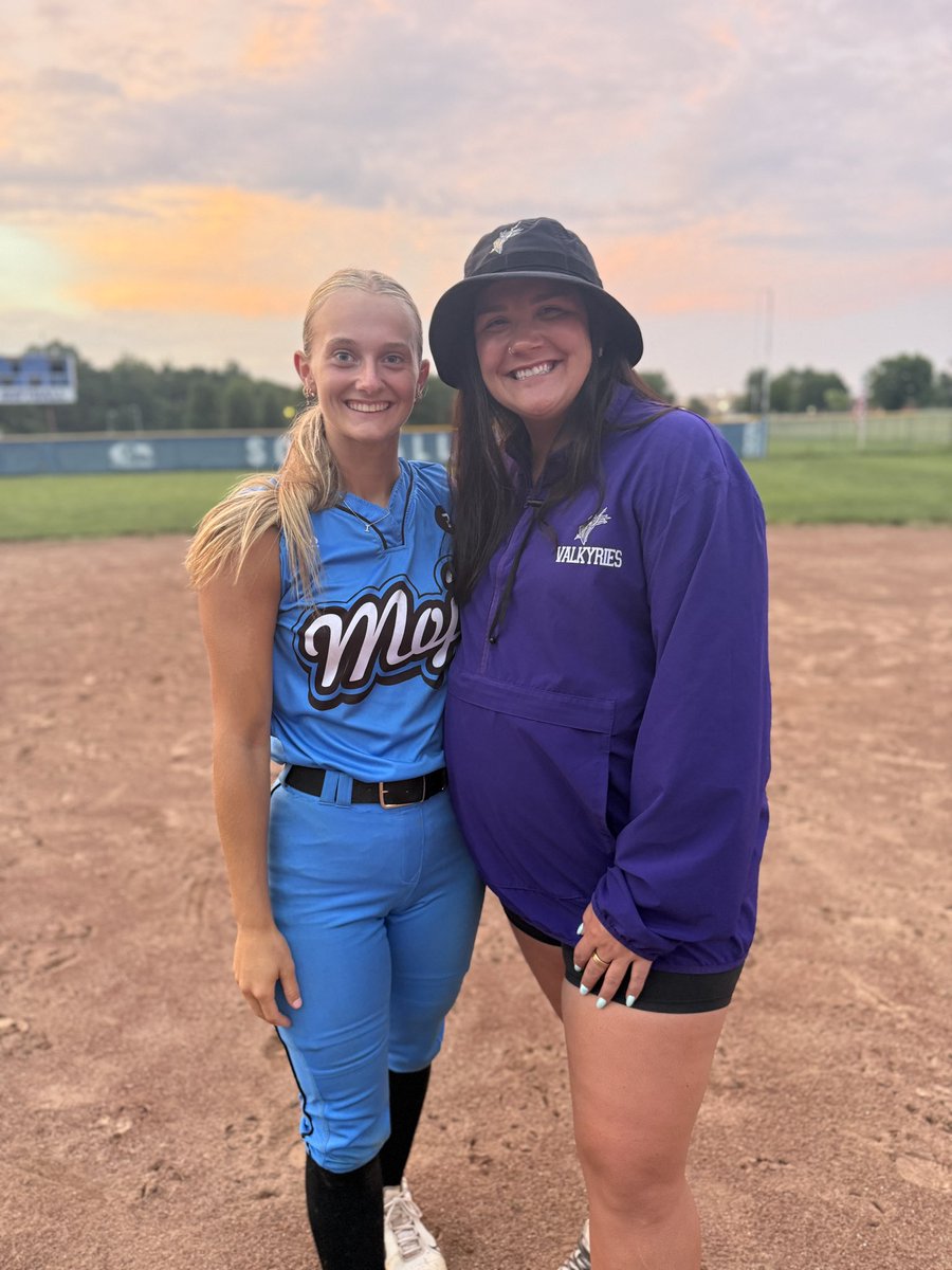 Izzy Swisher tweet media