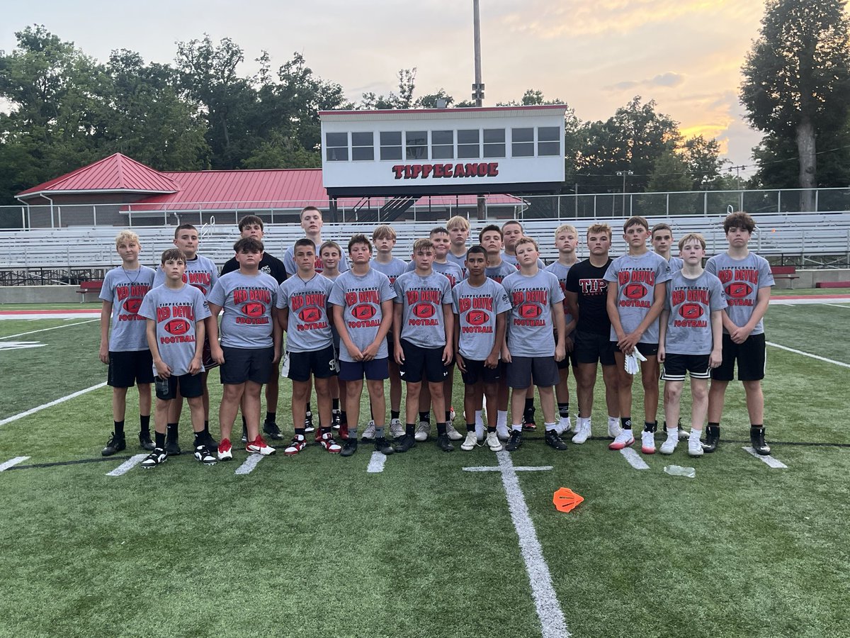 Collinisaac6's tweet image. Senior season is officially here! Had a great time working with future Red Devil footballers, especially this one! @Wyatt_Isaac44 Keep working hard #classof2030 I’ve been with you from the start filming your games from the press box! #littlebrother @TippFB #undefeated…