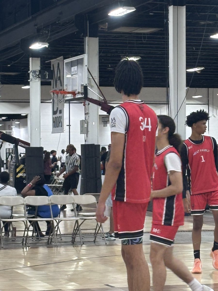 Made Hoops HS Circuit (@madehoopsmhc) on Twitter photo Big game from <a href="/haskii23_/">Rauan Rodrigues</a> in his summer live debut. I pulled up to watch him play and he showed impressive skill. His ability to block shots and run the floor is what impressed me the most <a href="/NewHavenHeatFam/">NewHavenHeatFamily</a> Big game from <a href="/haskii23_/">Rauan Rodrigues</a> in his summer live debut. I pulled up to watch him play and he showed impressive skill. His ability to block shots and run the floor is what impressed me the most <a href="/NewHavenHeatFam/">NewHavenHeatFamily</a>