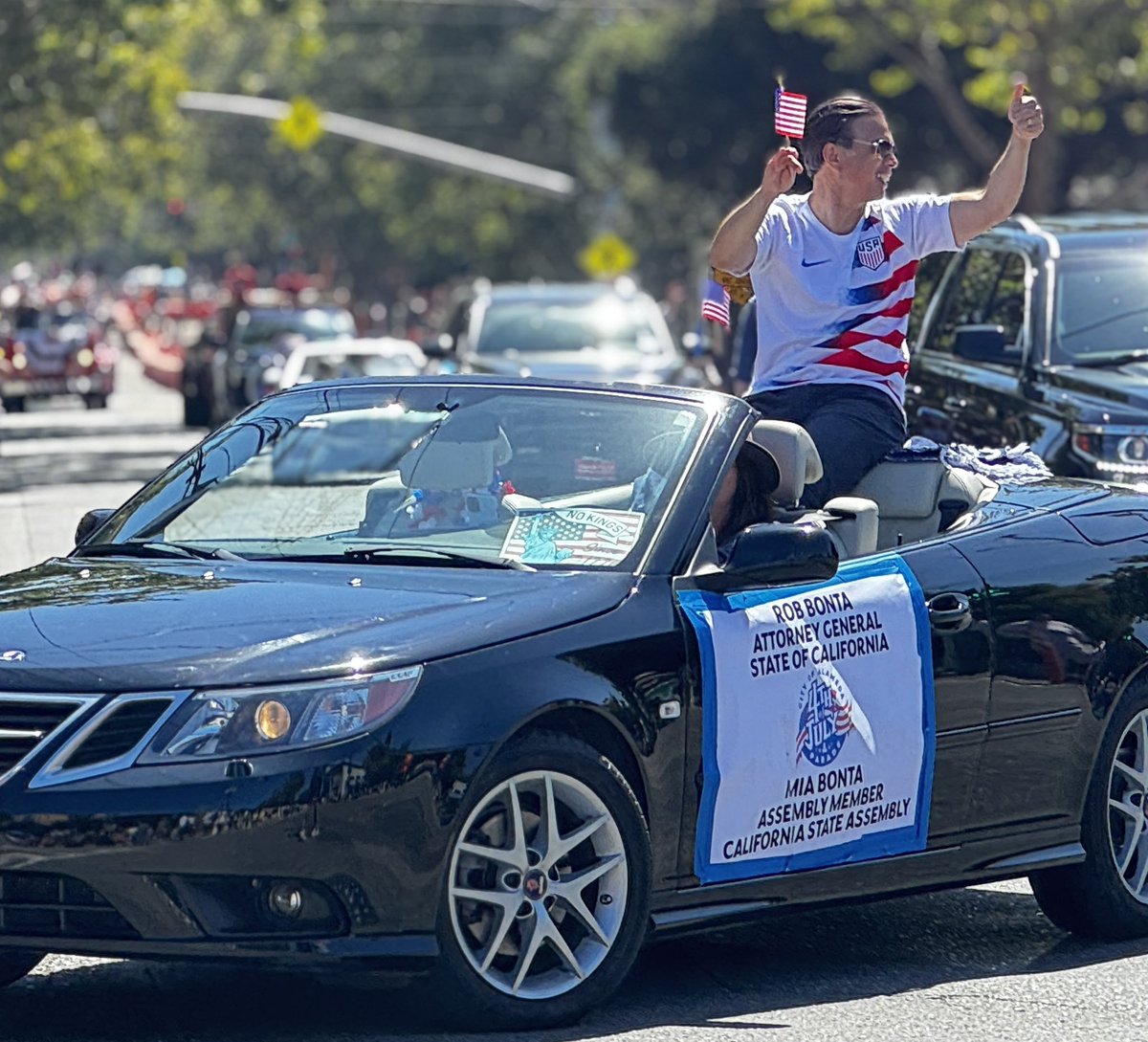 RobBonta's tweet image. Proud to join my fellow Californians in celebrating the birth of our nation and reaffirming our commitment to America’s bedrock principles, including freedom, democracy, no kings, the rule of law, the Constitution, and the peaceful transfer of power