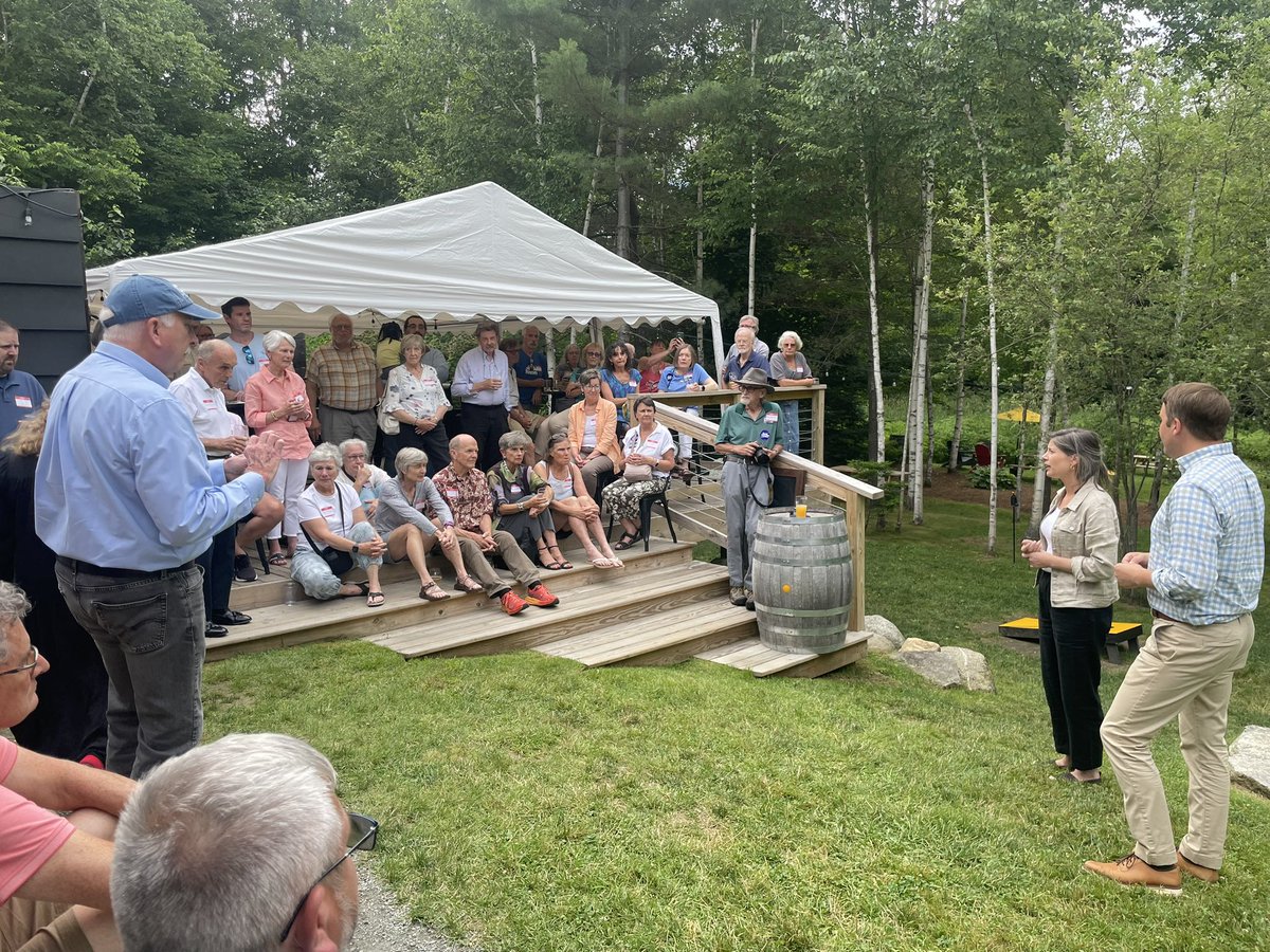 MaggieG603's tweet image. Great to be with Chris Pappas tonight in Bethlehem surrounded by beautiful white birches in a backyard full of patriots. 🇺🇸