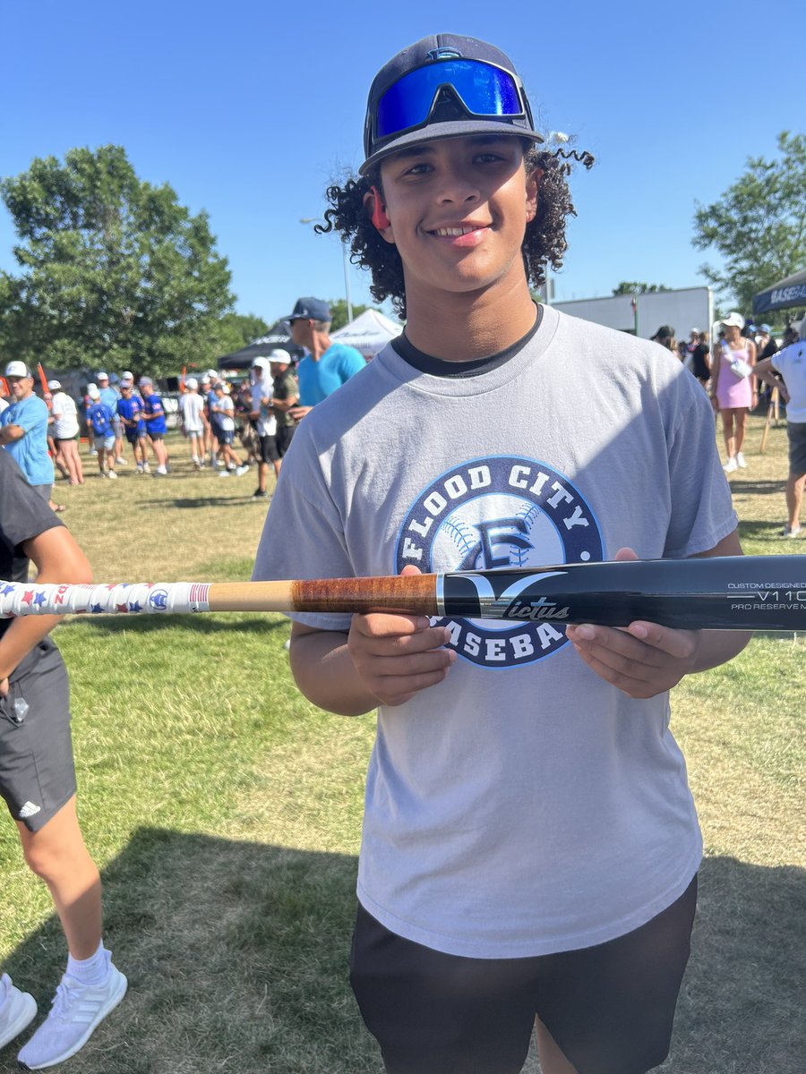 We started slinging our bat grip tape out of a bag a local tournament to having players all over the 🌎 use it and trust it when they need it most 🤯

#baseball #neversaynever #ZEROBASEONE #baseballboys #baseballlife #baseballszn #baseballtiktoks #baseballtiktok #baseballseason