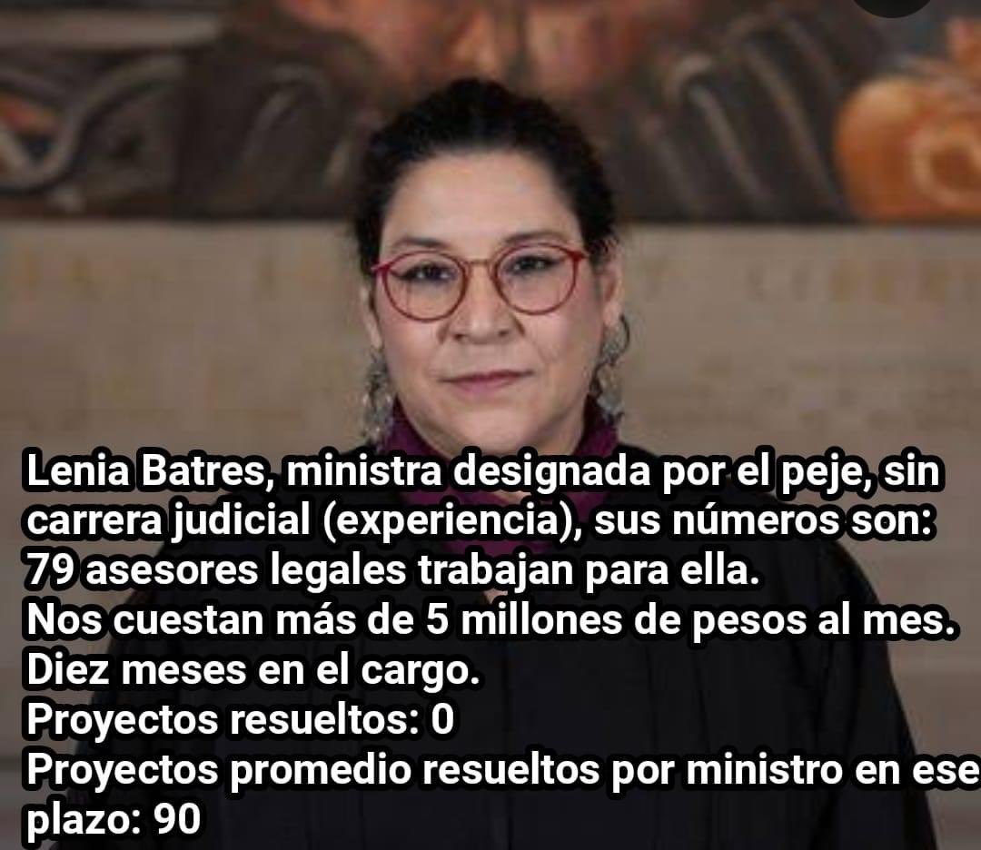 <a href="/JohnMAckerman/">John M. Ackerman</a> <a href="/LeniaBatres/">Lenia Batres</a> <a href="/libreluchamx/">libre lucha</a> Lenia Latrocinia y su show de marionetas y el acompañamiento de la aristocracia del bienestar