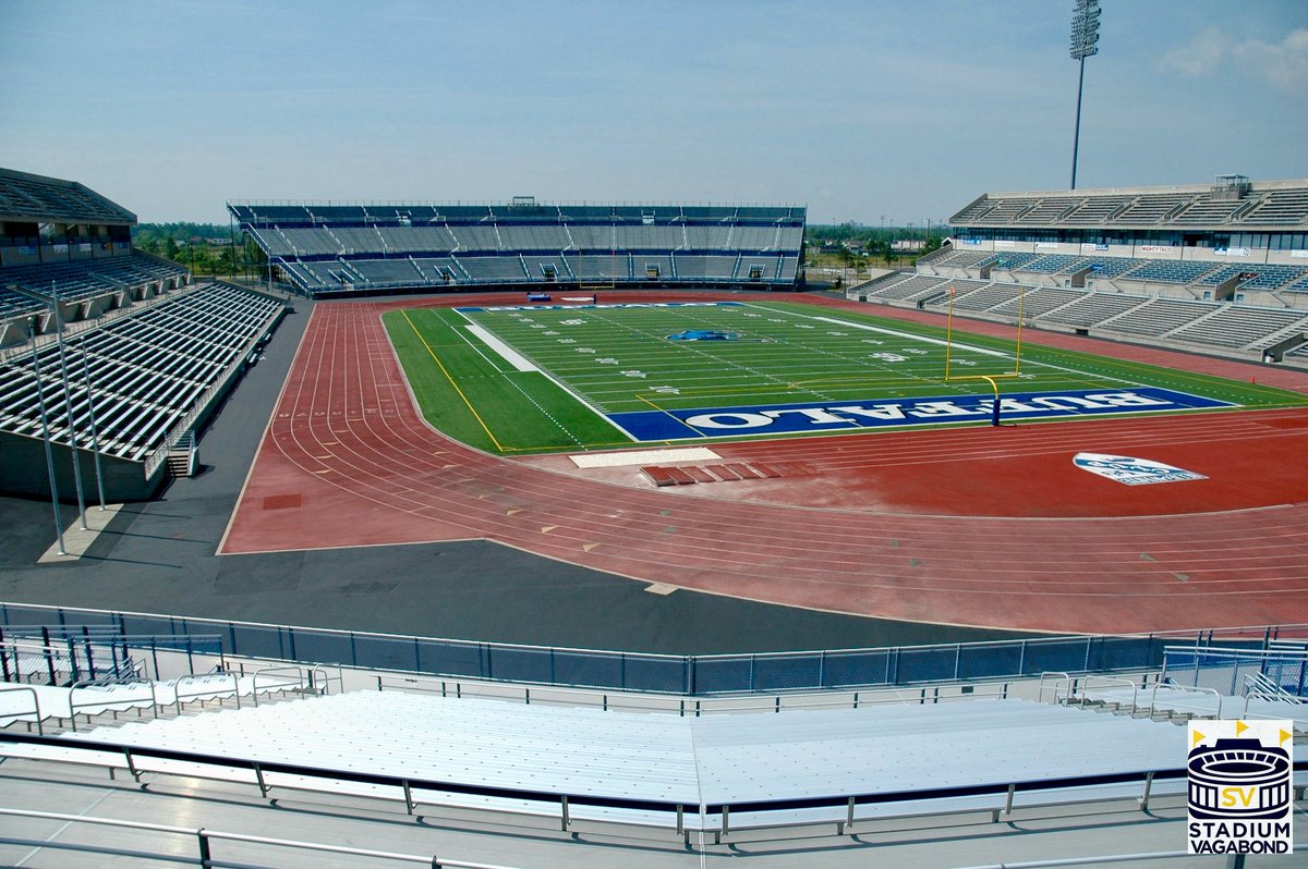 📍UB Stadium, Buffalo, NY — circa 2007
Home of the University at Buffalo Bulls 🦬
Opened: 1993
Capacity: 25,000

#UBStadium #BuffaloNY #UniversityAtBuffalo #UBBulls #CollegeFootball #MACtion #Groundhopper #CollegeStadiums #stadium #BuffaloSports #StadiumCulture #CollegeGameDay