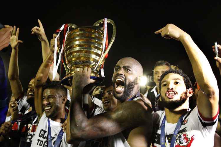 BregaBregoso's tweet photo. O Santa Cruz segue sendo o último time de Pernambuco a ganhar a Copa do Nordeste.