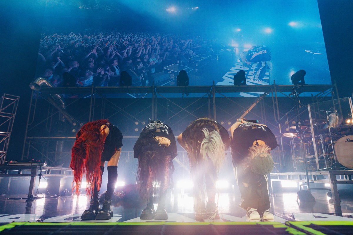 rakia_layna's tweet image. 我儘ラキアを応援して下さった皆さん、
最後の最後まで4人の姿を見届けてくれて本当にありがとうございました。

自分がここまで続くと思ってなかったよ。
気づいたら途中加入して8年目だった！
こんなにラキアとしていれたのはメンバーが大好きだから。…