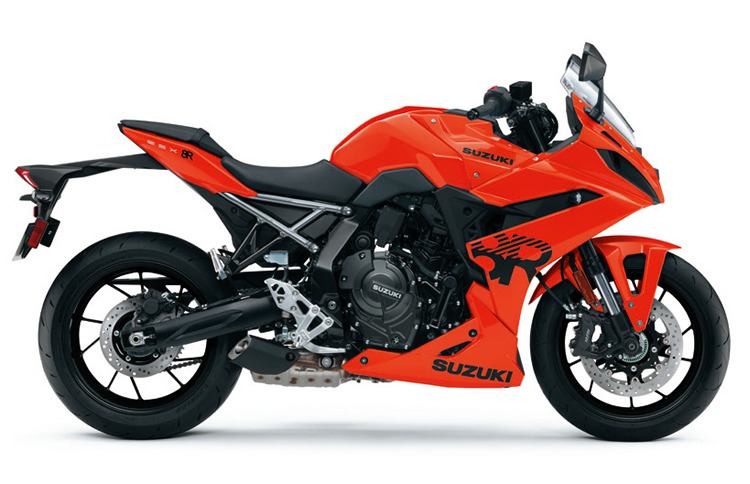 GSX-8Rの2026年モデルに追加の新色。 25周年隼と同じグラスブレイズ
