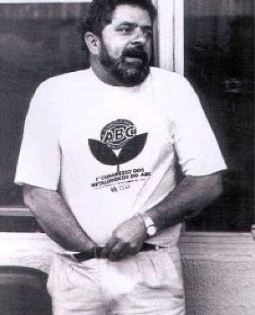 <a href="/choquei/">CHOQUEI</a> o lula com a carta antes de devolver