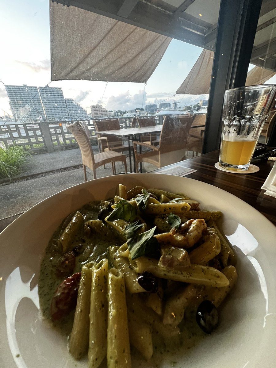 sumage127's tweet image. こんにちは⛅️ 31°

ここのピザ🍕と
バジルペンネうまぁ🌿

#チャタンハーバーブルワリー&amp;amp;レストラン