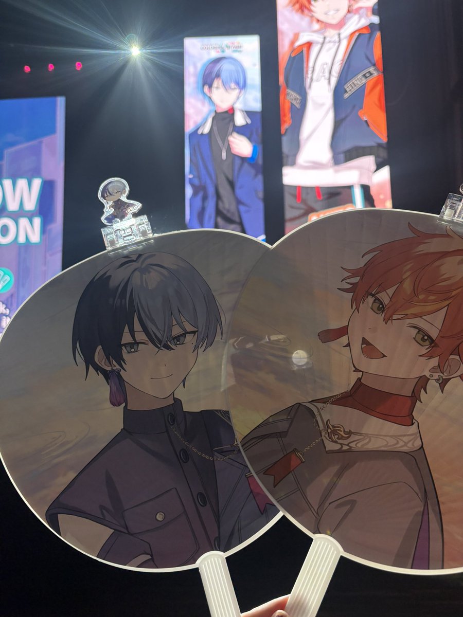 Hestallia's tweet photo. Better later than never

Very glad I made the binge decision to attend AX for the proseka panels

#CSTatAX2025 #AX25CST https://t.co/HeJVZKfHTF