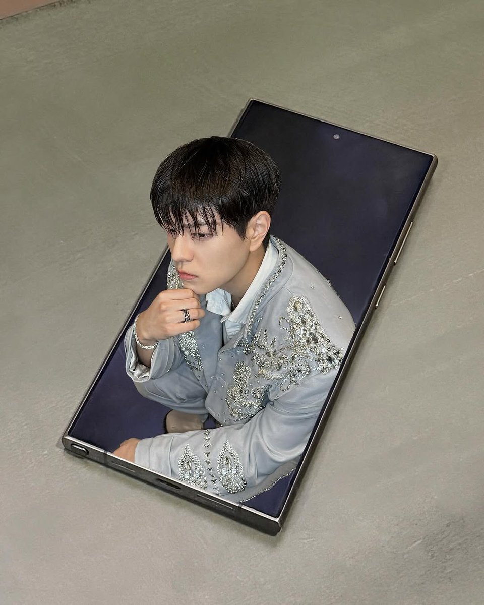 Cominhanna's tweet image. 好可爱两个小东西