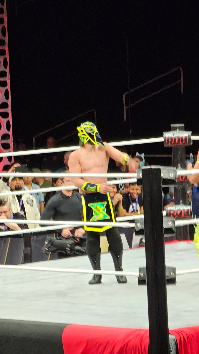 I am pretty sure I could hear <a href="/NylaRoseBeast/">Rizz Khalifa💋</a> yelling from the back about how much <a href="/KingSerpentico/">Viper Perabo 🇵🇷🐍👑</a> sucked tonight.