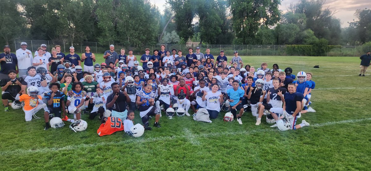 Jeremy Bennett (@jrbennet) on Twitter photo Nothing better than having 100+ campers on campus working hard! Blessed to be a part of such a wonderful community! #WEAREMULLEN <a href="/_MullenFootball/">Mullen Mustangs Football Alum</a> <a href="/mullenathletics/">Mullen Athletics</a> #MUSTANGPERFORMANCE Nothing better than having 100+ campers on campus working hard! Blessed to be a part of such a wonderful community! #WEAREMULLEN <a href="/_MullenFootball/">Mullen Mustangs Football Alum</a> <a href="/mullenathletics/">Mullen Athletics</a> #MUSTANGPERFORMANCE