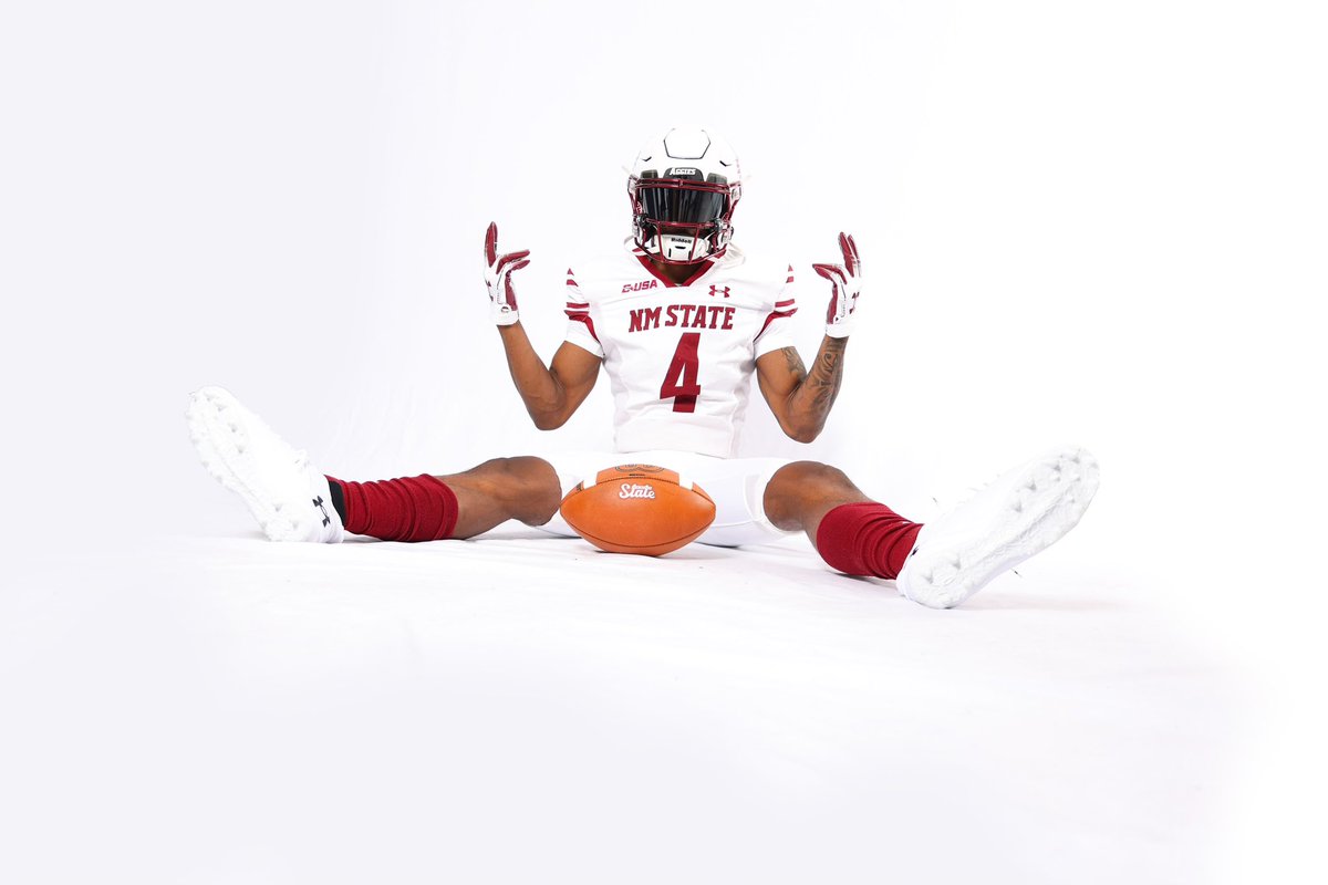 Adreena Thomas (@adreena_thomas) on Twitter photo Dear <a href="/EASPORTS/">EA SPORTS</a> -
Change his speed back neoowwww. #NCAA26 <a href="/dijon_stanley4/">Dijon “Doodie” Stanley</a> <a href="/NMStateFootball/">New Mexico State Football</a> Dear <a href="/EASPORTS/">EA SPORTS</a> -
Change his speed back neoowwww. #NCAA26 <a href="/dijon_stanley4/">Dijon “Doodie” Stanley</a> <a href="/NMStateFootball/">New Mexico State Football</a>