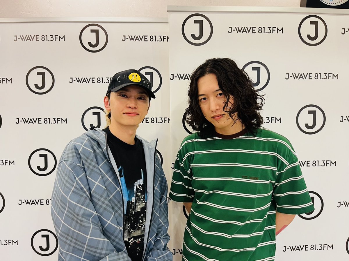 dive813's tweet image. #SKYHI
DIVE TO THE NEW WORLD⚡️
@SkyHidaka 

今週は #キタニタツヤ さんが登場！

SKY-HIが今話したい「天才」#キタニタツヤ さんとの熱い対談が実現
キタニさんのポップスを巡る旅路、
そして今後なりたい理想像とは？
@TatsuyaKitani

#dive813 #jwave