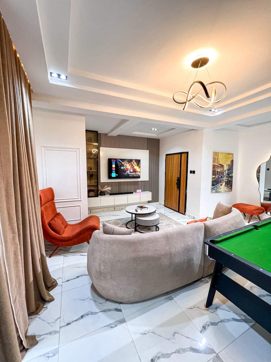 AbujaLuxApt's tweet image. A beautiful Two-Bedroom Apartment Available for Short stay
Location: Wuye, Abuja.
Price: 140K/Night
DM TO MAKE RESERVATIONS
Phone - 07043282827
#AbujaTwitterCommunity