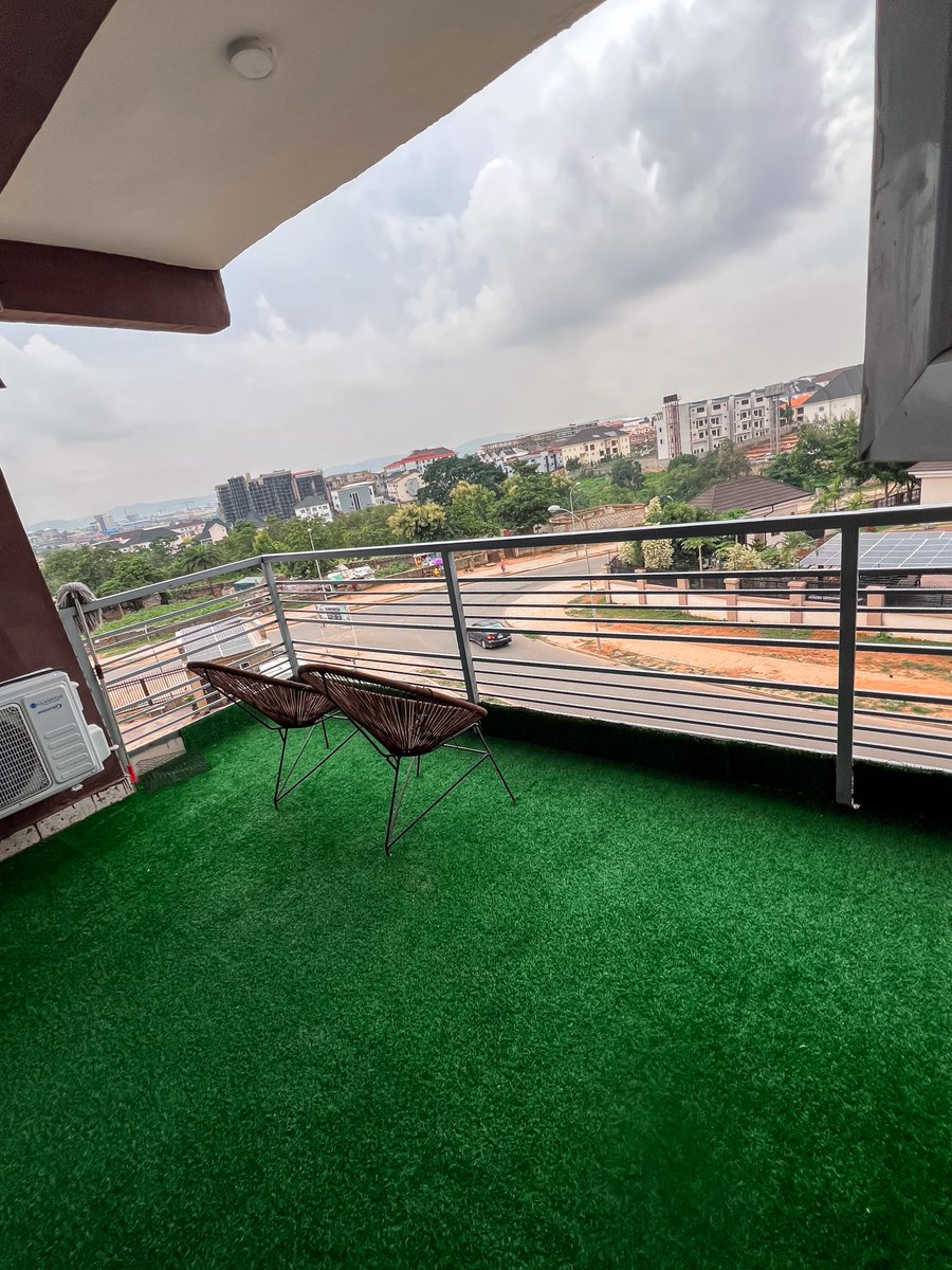 AbujaLuxApt's tweet image. A beautiful Two-Bedroom Apartment Available for Short stay
Location: Wuye, Abuja.
Price: 140K/Night
DM TO MAKE RESERVATIONS
Phone - 07043282827
#AbujaTwitterCommunity