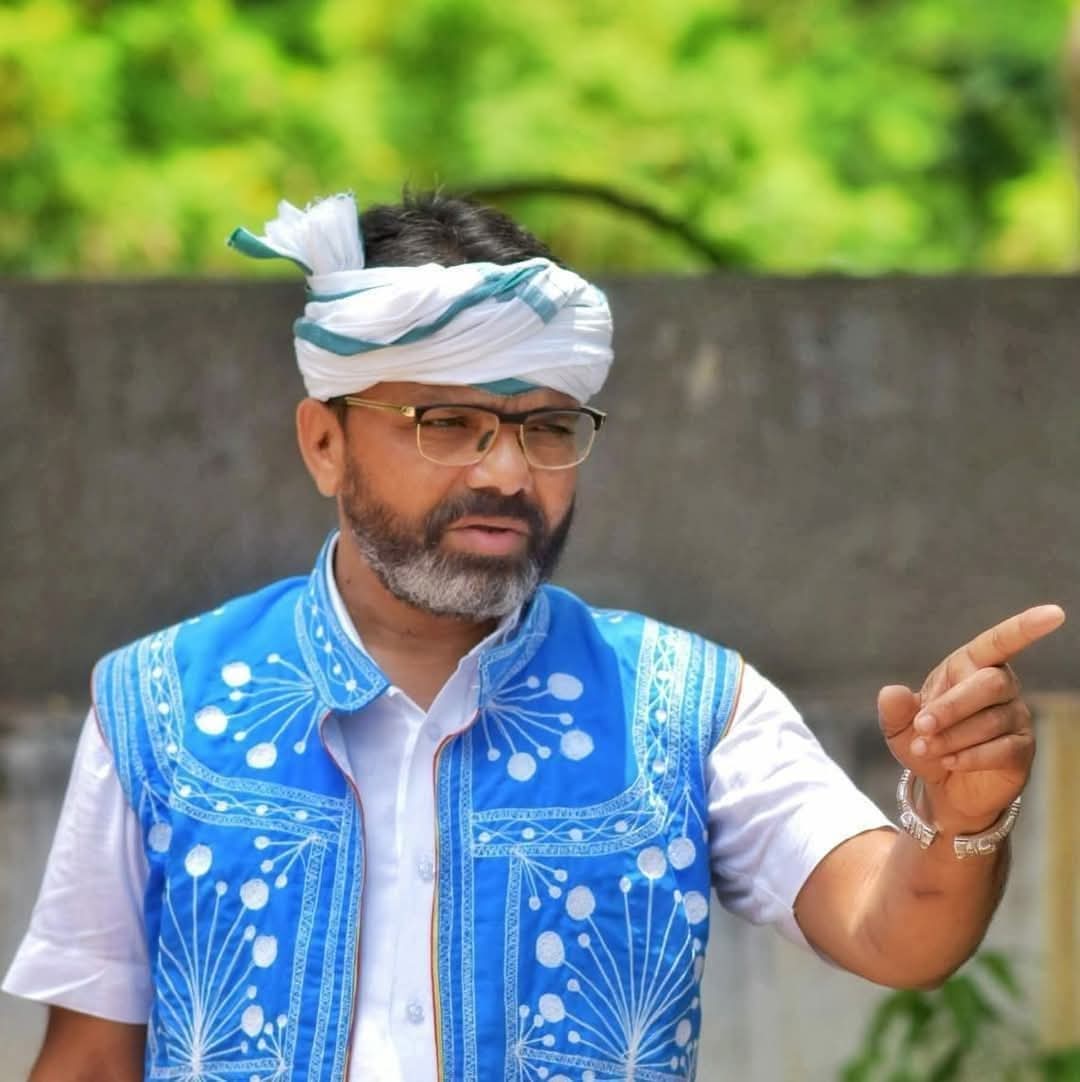 Roat Kanti Bhai Adivasi (@roatkantibhai) on Twitter photo 💐❤️🧁जोहार जन्म दिन बधाई 🎂💖💐
भरत आदिवासी पार्टी के राष्ट्रीय अध्यक्ष मोहन भाई रोत डूंगरपुर
और दाहोद से राजू भाई वलवाई
दोनो भाई के जन्म दिवस पर खूब खूब बधाई जोहार 🙏
#मोहन_लाल_रोत
#Raju_Valvai
<a href="/MohanRoatBAP/">Mohan Lal Roat</a>
कुदरत प्रकृति आपको सदा खुशहाल रखे
रोत कांतिभाई आदीवासी 💐❤️🧁जोहार जन्म दिन बधाई 🎂💖💐
भरत आदिवासी पार्टी के राष्ट्रीय अध्यक्ष मोहन भाई रोत डूंगरपुर
और दाहोद से राजू भाई वलवाई
दोनो भाई के जन्म दिवस पर खूब खूब बधाई जोहार 🙏
#मोहन_लाल_रोत
#Raju_Valvai
<a href="/MohanRoatBAP/">Mohan Lal Roat</a>
कुदरत प्रकृति आपको सदा खुशहाल रखे
रोत कांतिभाई आदीवासी