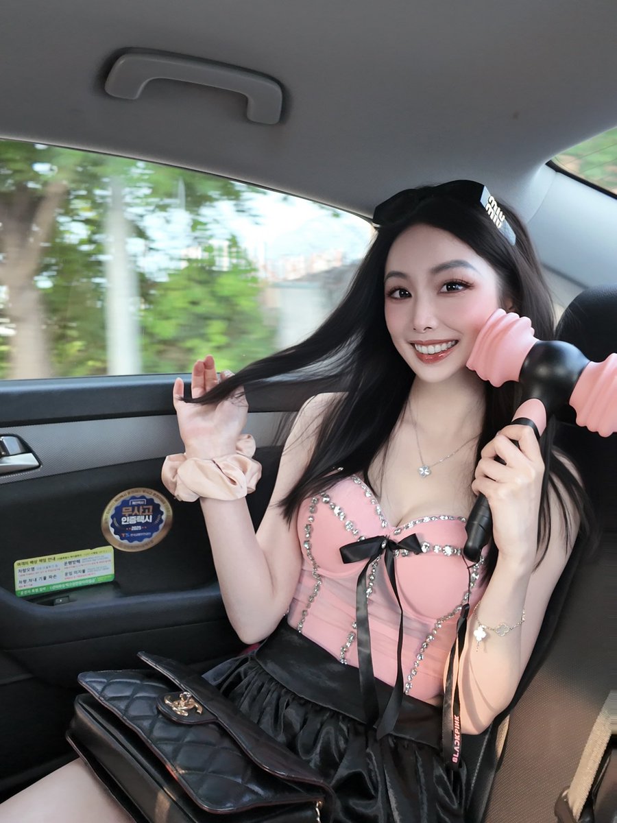很符合Blackpink主题吧🖤🩷