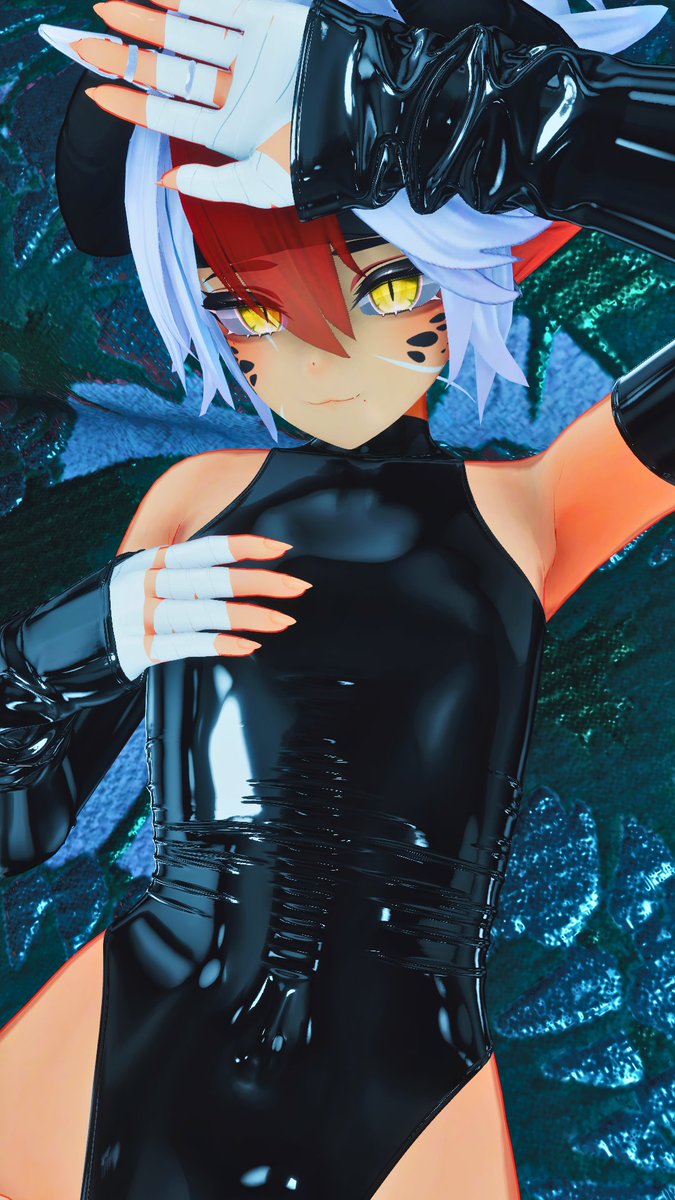 just a lil guy 🩶❤️