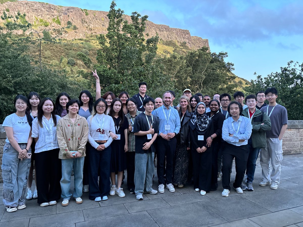 CheMResImperial's tweet image. What a fantastic time at @RoySocChem #MC17 in Edinburgh!Our brilliant @imperialcollege MRes Nanomaterials students presented their research. Here they are with Giuseppe Mallia and our course director Nicola Gasparini!
#ImperialChemistry #MC17Conference #MaterialsScience