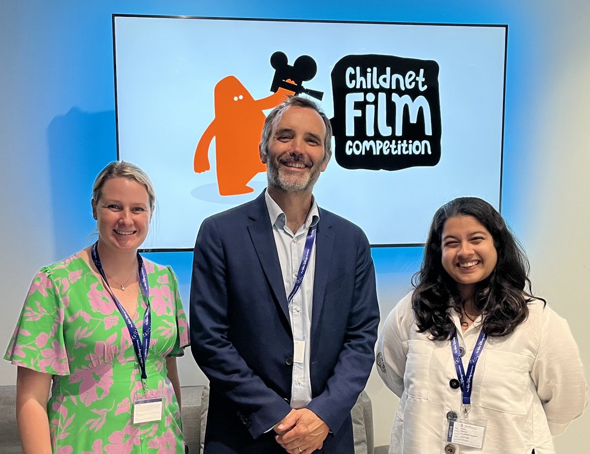 Lucy_Faithfull_'s tweet image. Delighted to attend the @childnet film competition.
The finalists shared powerful films on:
"It's not your fault: How can we support each other against online scams?"
Watch the films here: childnet.com/what-we-do/our…
Advice on keeping children safe online: lucyfaithfull.org.uk/advice/how-to-…