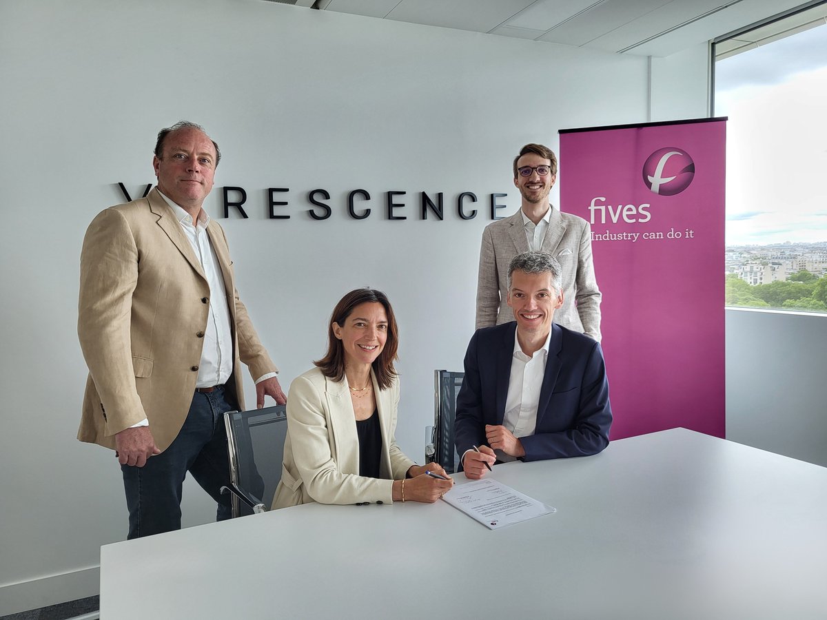 Nouveau four hybride pour le flaconnage de luxe ! Partenariat stratégique entre #Verescence et #Fives pour la reconstruction du plus grand four de l’usine de Mers-les-Bains en 2026. Un nouveau pas vers la #décarbonation de l’industrie verrière !
verescence.com/fr/actualites/…