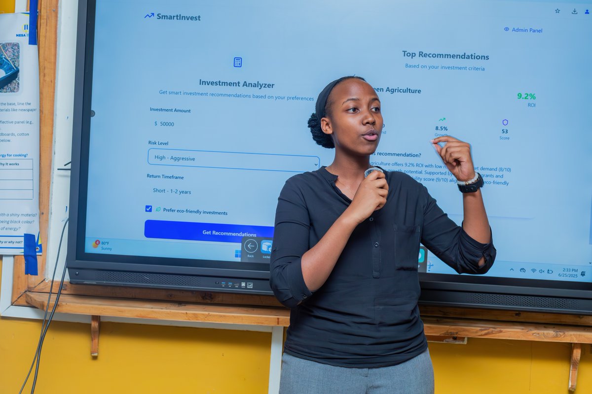 AUCAInnovate_Rw's tweet image. 🚀 Future innovators ignited in Bugesera!
Gashora Girls amazed us with their data and AI brilliance.
@MastercardFdn @RwandaICT @1MRwandanCoders
#TechForGirls #GashoraRising #AUCAInnovation #GashoraGirlsAcademy #YoungAfricaWorks #MastercardFoundation