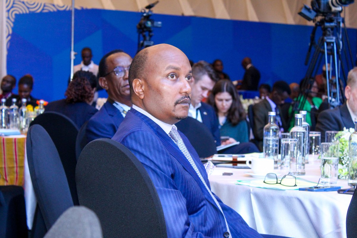 Private Sector Foundation Uganda (@psf_uganda) on Twitter photo "The private sector is at the forefront of Uganda's climate change strategy, contributing significantly through innovation, investment, and advocacy," <a href="/humphrey_nzeyi/">Humphrey Nzeyi</a> - Chairman, <a href="/PSF_Uganda/">Private Sector Foundation Uganda</a>
#NaPSEF1 "The private sector is at the forefront of Uganda's climate change strategy, contributing significantly through innovation, investment, and advocacy," <a href="/humphrey_nzeyi/">Humphrey Nzeyi</a> - Chairman, <a href="/PSF_Uganda/">Private Sector Foundation Uganda</a>
#NaPSEF1