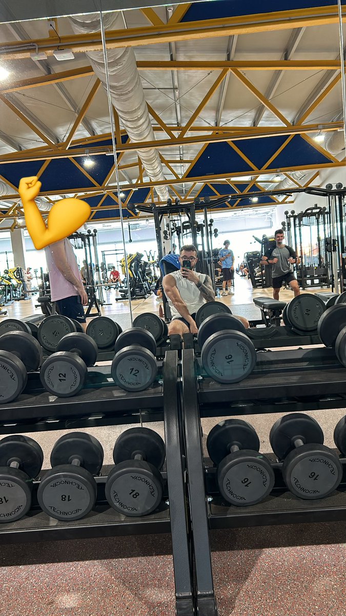 Gym is going good but scrims are going even better , cant wait for officals ☝️ <a href="/bluerzor/">bluerzor</a>