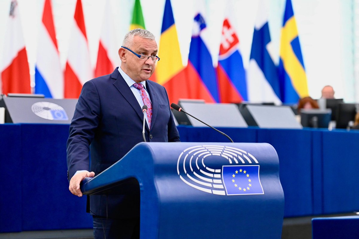 Jozef Síkela (@jozefsikela) on Twitter photo It is in our 🇪🇺 strategic interest to support international development.
Yesterday in <a href="/Europarl_EN/">European Parliament</a>, we discussed the outcome of the Financing for Development Conference in Seville 🇪🇸. I made it clear: development is not left or right issue. It’s a forward-looking, strategic It is in our 🇪🇺 strategic interest to support international development.
Yesterday in <a href="/Europarl_EN/">European Parliament</a>, we discussed the outcome of the Financing for Development Conference in Seville 🇪🇸. I made it clear: development is not left or right issue. It’s a forward-looking, strategic